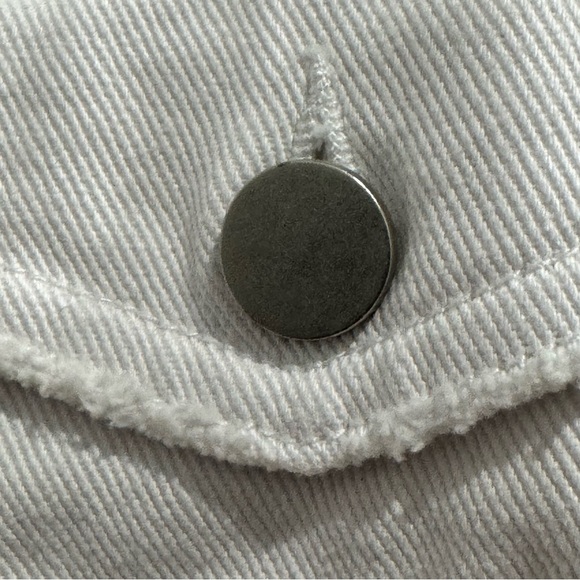 Dolls Kill Club Exx Rainbow Fringe Cropped Distressed Denim Jacket Size XXL - Picture 4 of 9